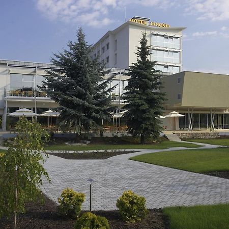 Hotel Janosik Liptovský Mikuláš Esterno foto