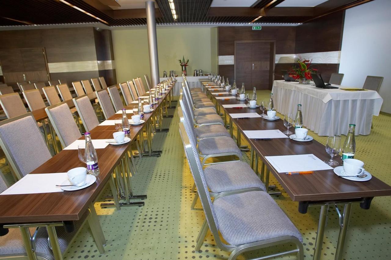 Hotel Janosik Liptovský Mikuláš Esterno foto