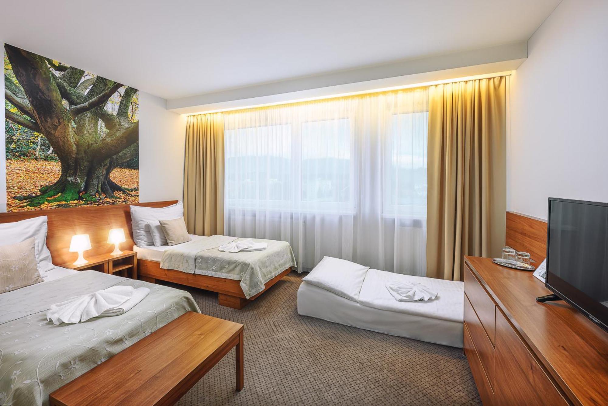 Hotel Janosik Liptovský Mikuláš Esterno foto