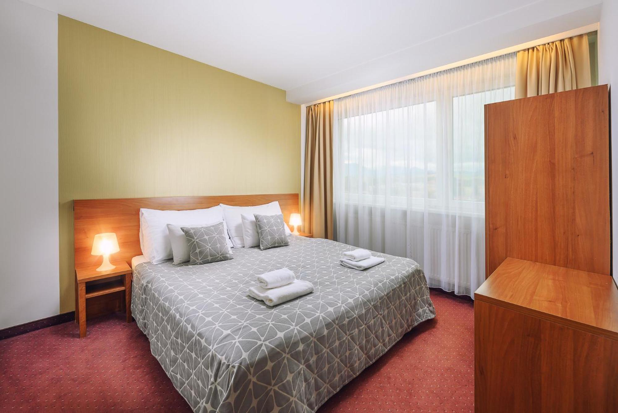 Hotel Janosik Liptovský Mikuláš Esterno foto
