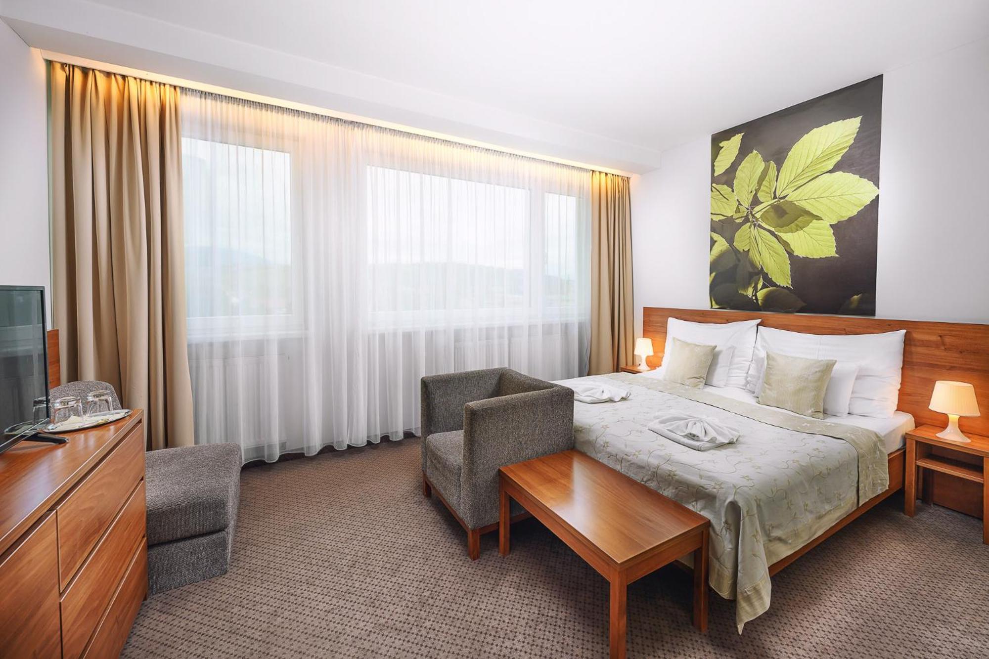 Hotel Janosik Liptovský Mikuláš Esterno foto